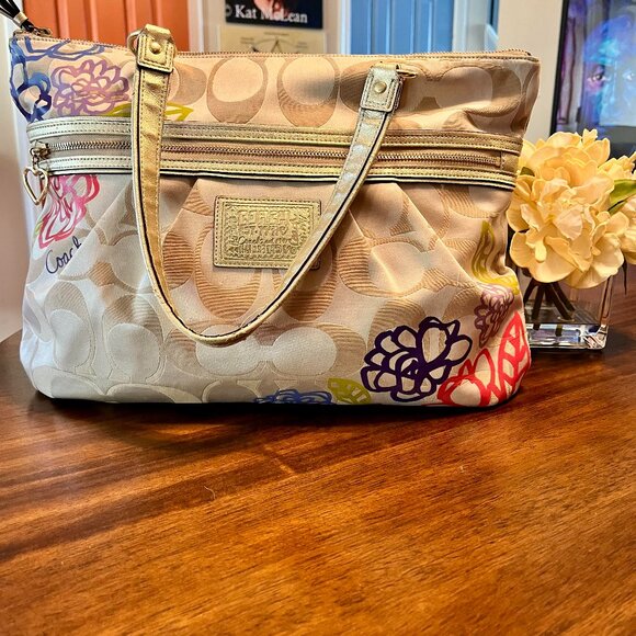 COACH Poppy Daisy Signature Applique Glam Tote Bag F20794 - Picture 1 of 11